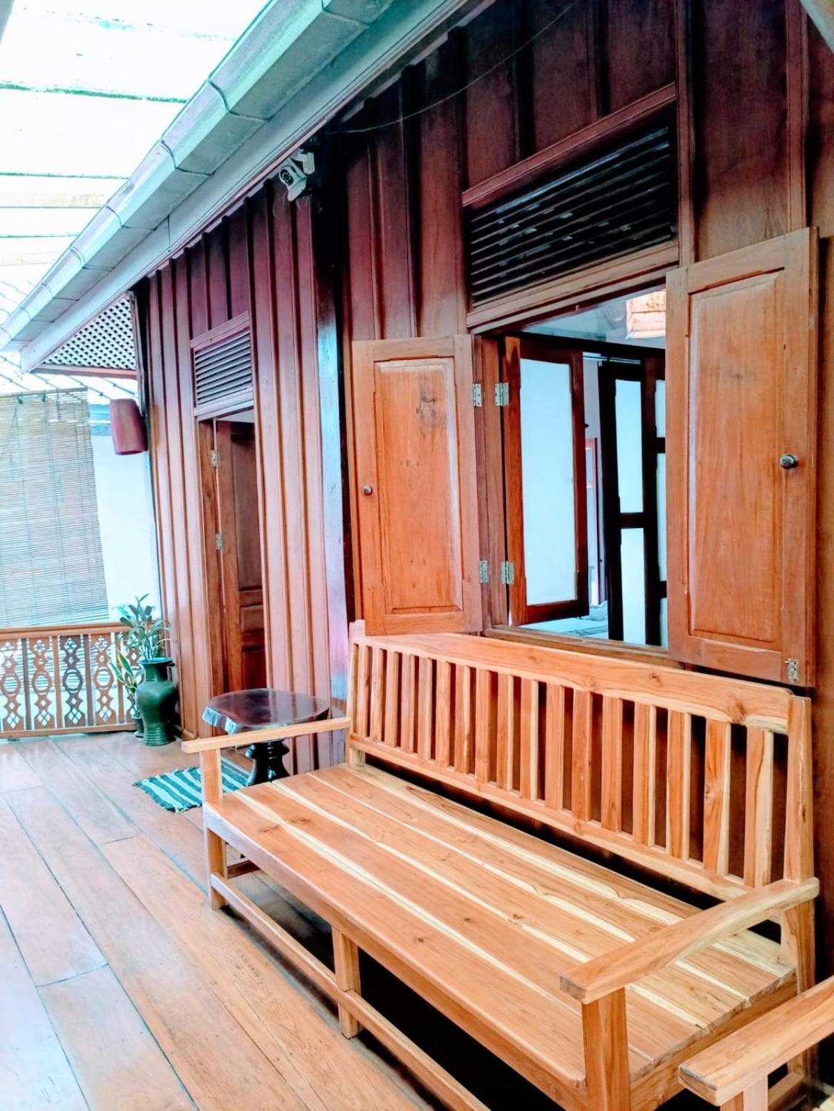 Ireenkevin Guesthouse Luang Prabang Ngoại thất bức ảnh