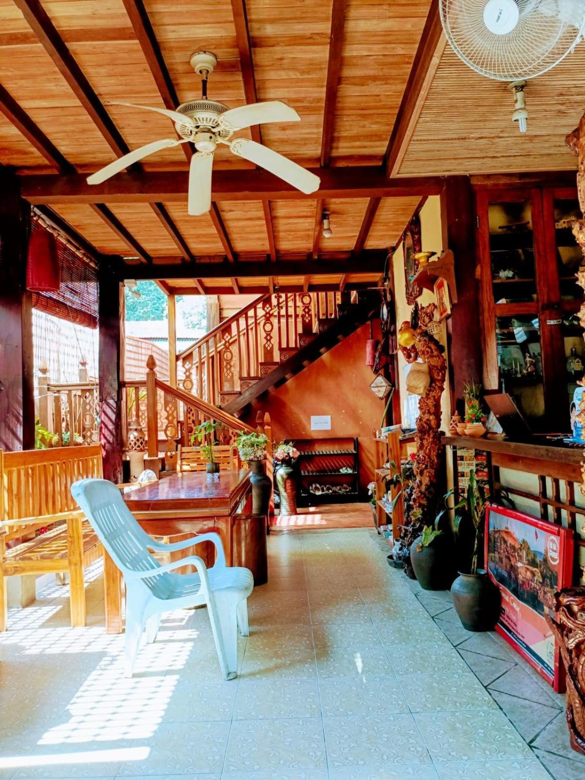 Ireenkevin Guesthouse Luang Prabang Ngoại thất bức ảnh