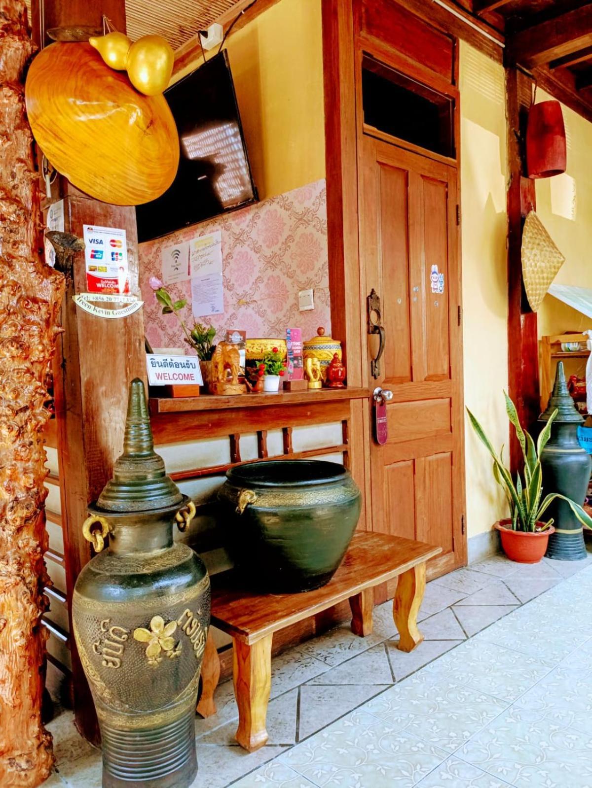 Ireenkevin Guesthouse Luang Prabang Ngoại thất bức ảnh