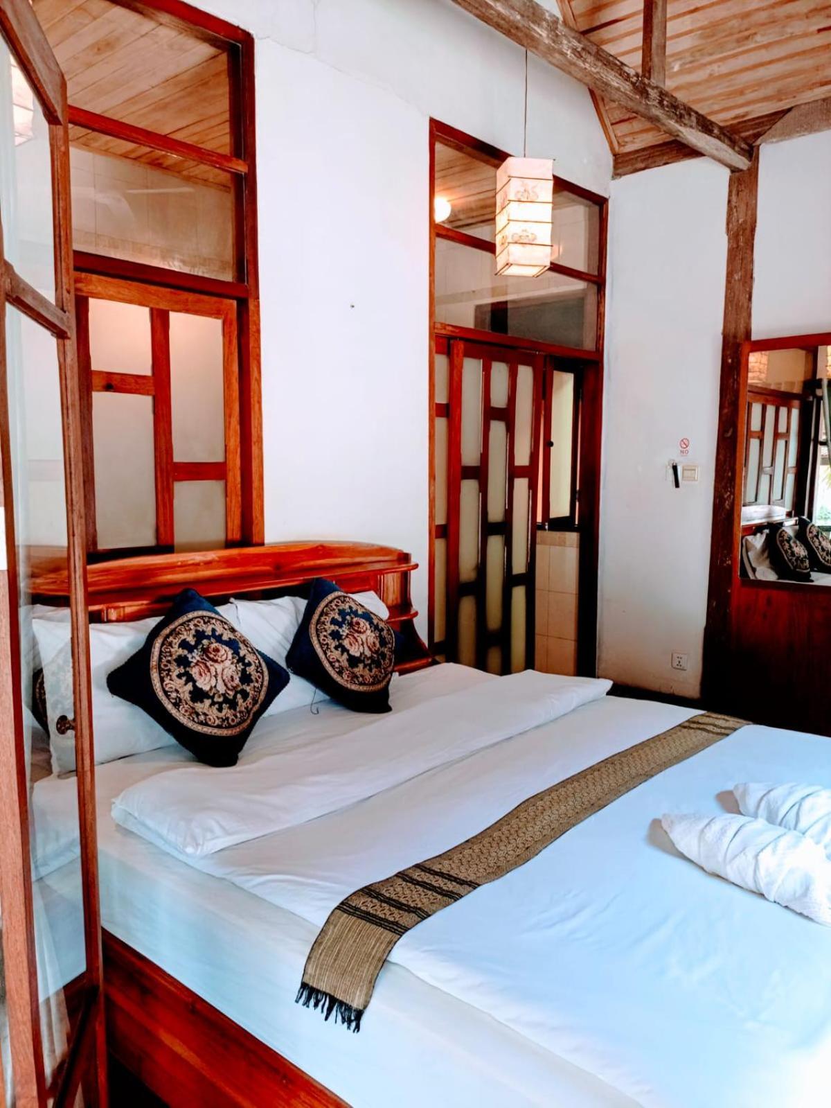 Ireenkevin Guesthouse Luang Prabang Ngoại thất bức ảnh