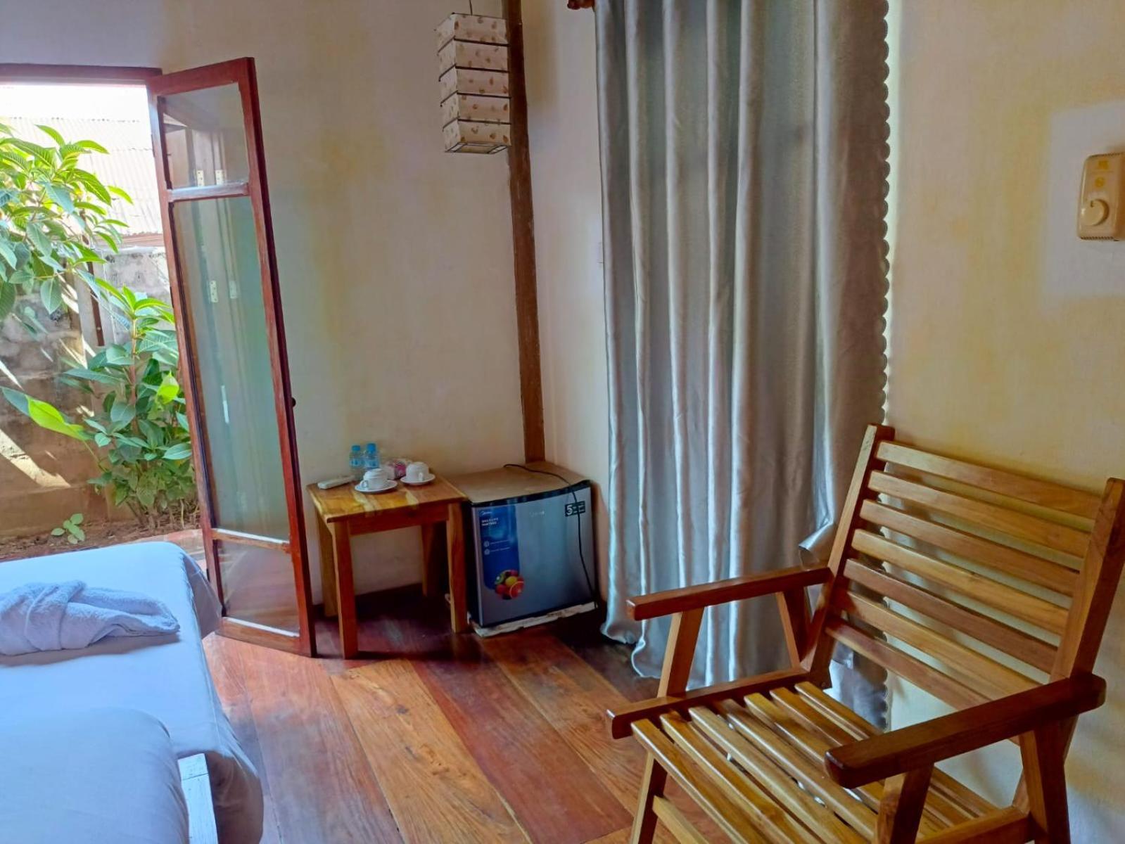 Ireenkevin Guesthouse Luang Prabang Ngoại thất bức ảnh