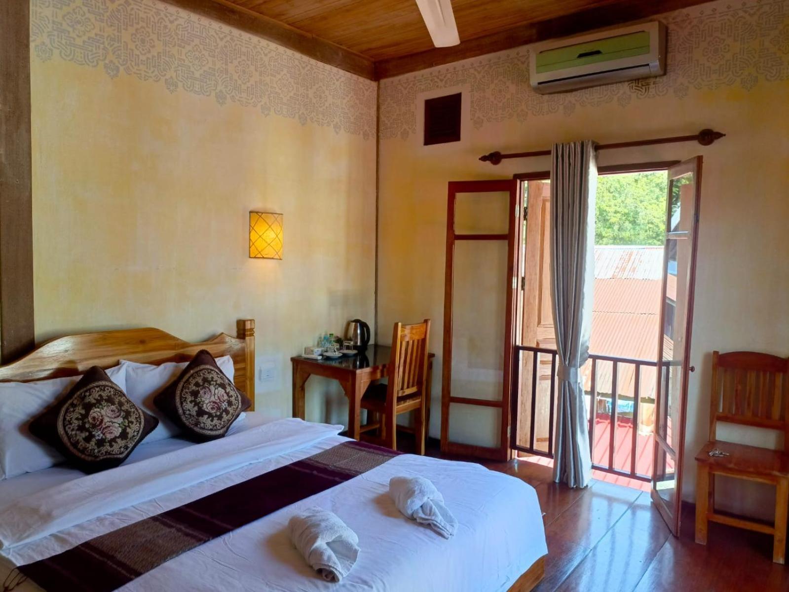 Ireenkevin Guesthouse Luang Prabang Ngoại thất bức ảnh