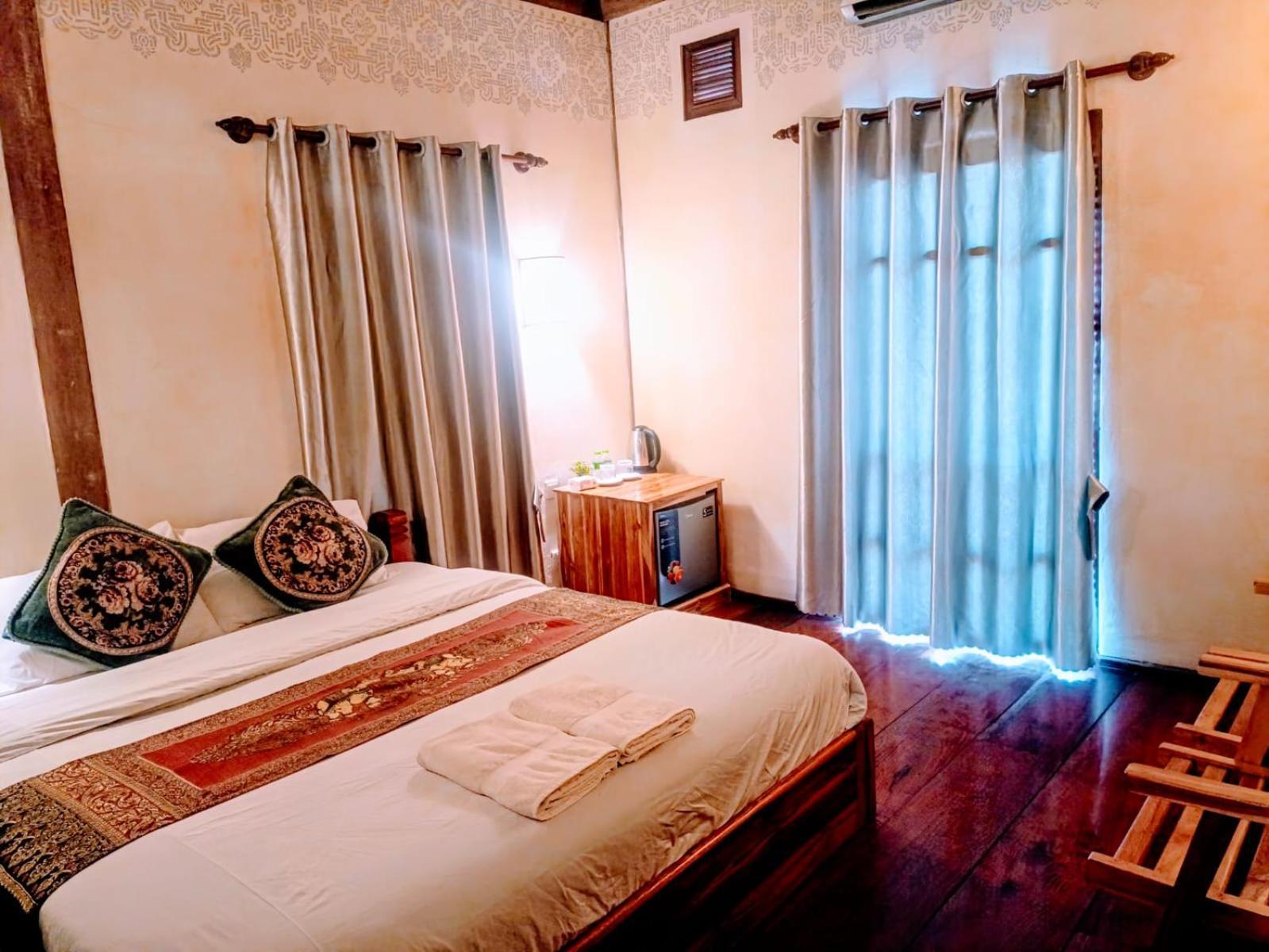 Ireenkevin Guesthouse Luang Prabang Ngoại thất bức ảnh
